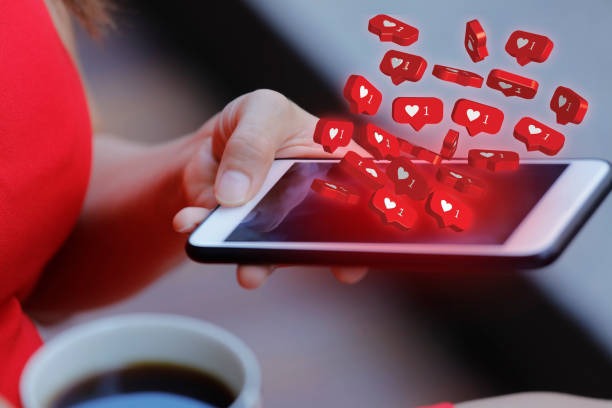 How Micro-Influencers Win Big with Steady Instagram Like Numbers